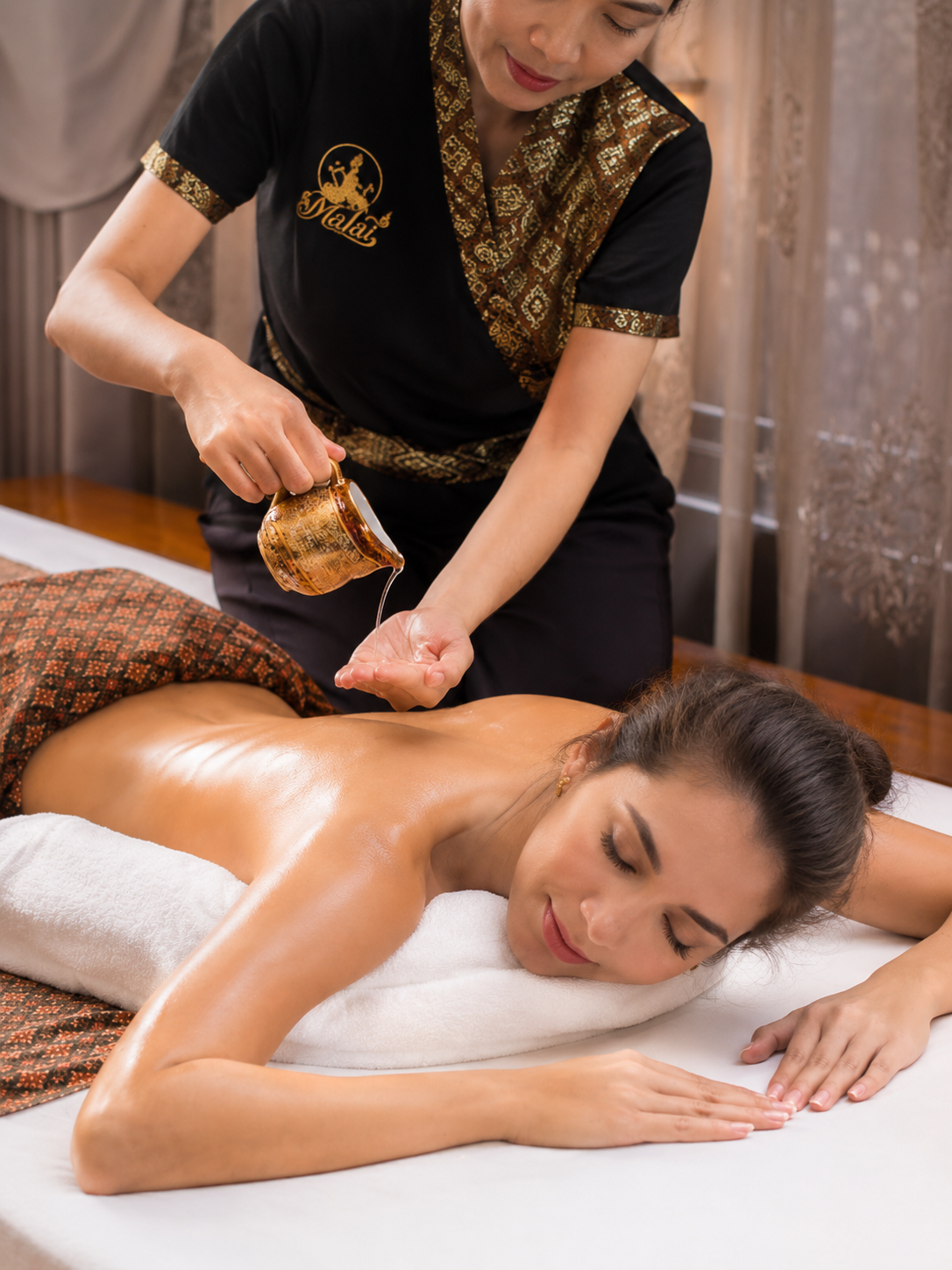 Massagem Tailandesa com Óleo